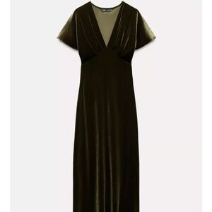 Velvet green midi dress